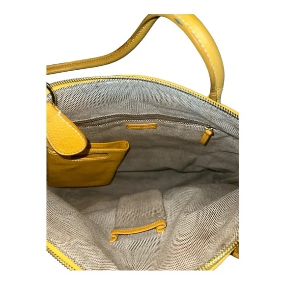 Dooney & Bourke Yellow Leather Tote Bag with Structured Design - Picture 6 of 6